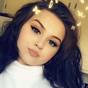 Meet your Posher, Julieonna